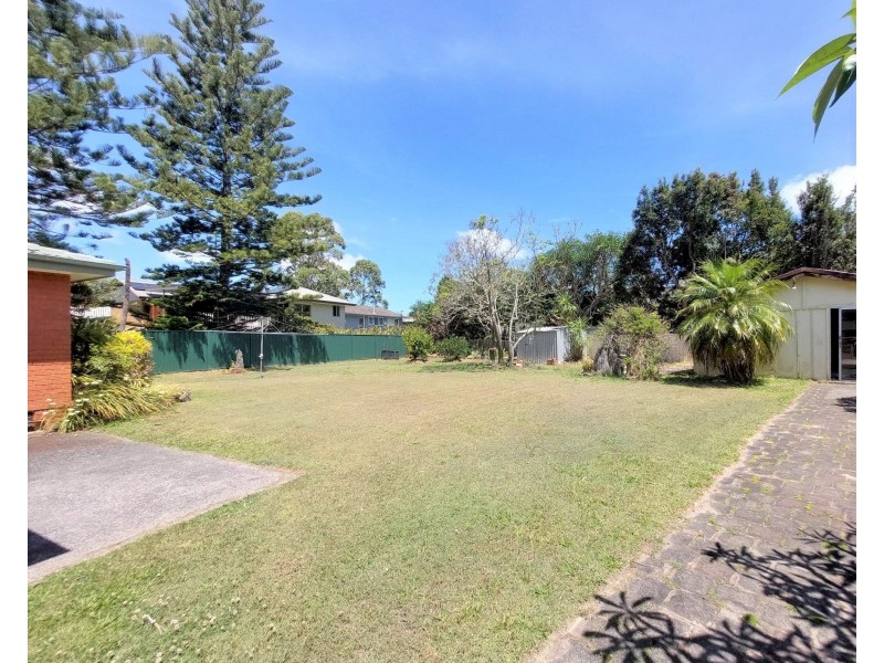 24 Bluefish Crescent, Tascott NSW 2250