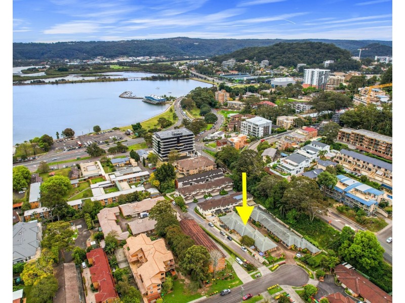 9/166 Albany Street, Point Frederick NSW 2250