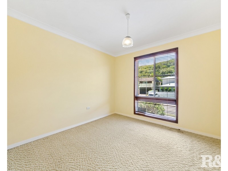 2 Genoa Place, Tascott NSW 2250