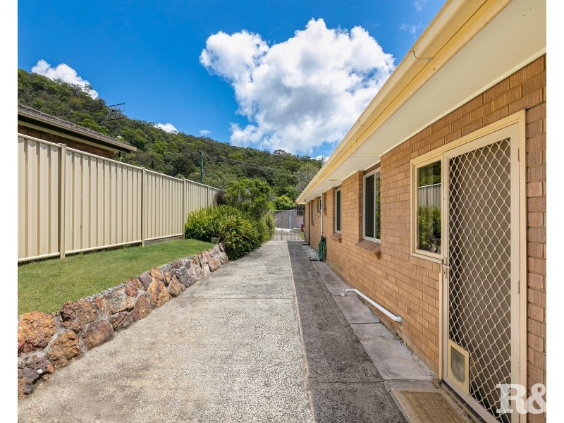 2 Genoa Place, Tascott NSW 2250