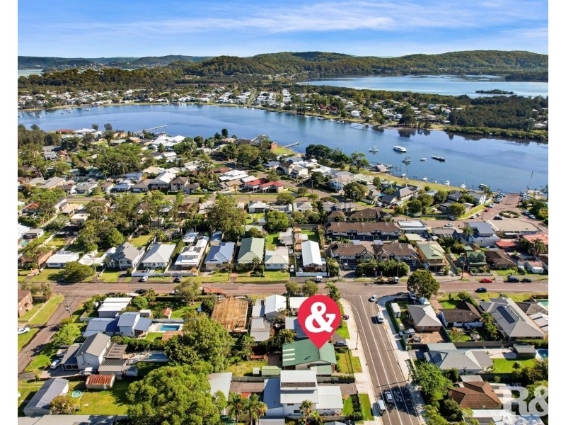 5 Greenfield Road, Empire Bay NSW 2257