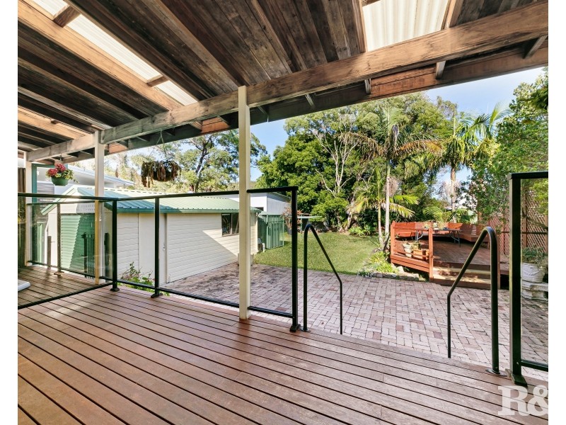 5 Greenfield Road, Empire Bay NSW 2257