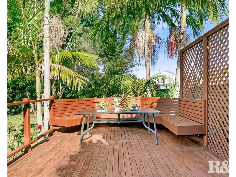 5 Greenfield Road, Empire Bay NSW 2257