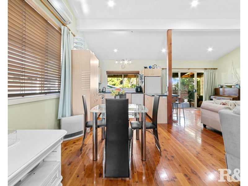 5 Greenfield Road, Empire Bay NSW 2257