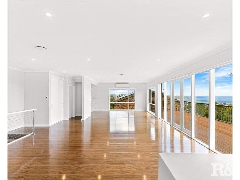 17 The Palisade, Umina Beach NSW 2257