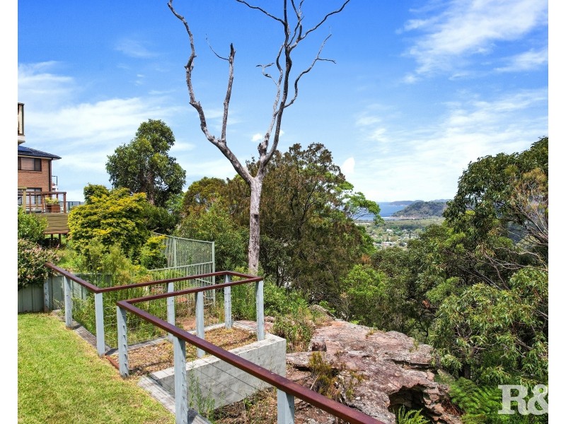 17 The Palisade, Umina Beach NSW 2257