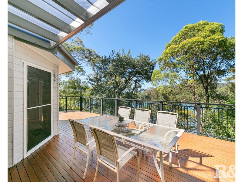 9 Horsfield Road, Horsfield Bay NSW 2256