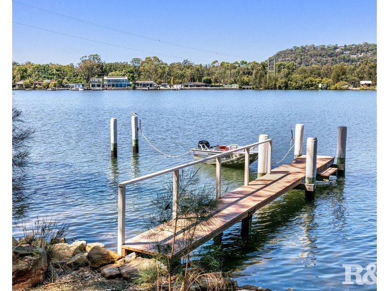 9 Horsfield Road, Horsfield Bay NSW 2256