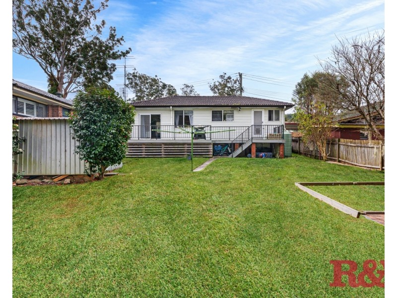 40 Bourbon Street, Wyoming NSW 2250