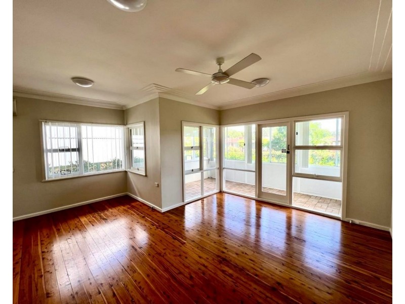 54 Moana Street, Woy Woy NSW 2256