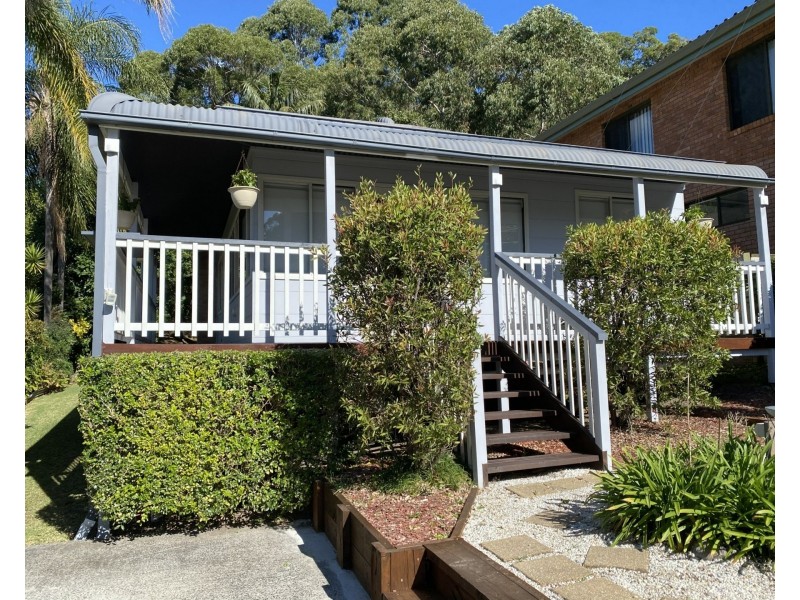 26 Talinga Avenue, Point Clare NSW 2250