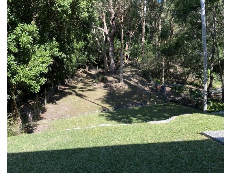 26 Talinga Avenue, Point Clare NSW 2250