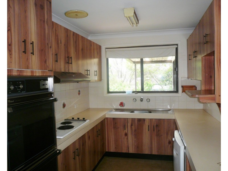 10 Northwind Avenue, Point Clare NSW 2250