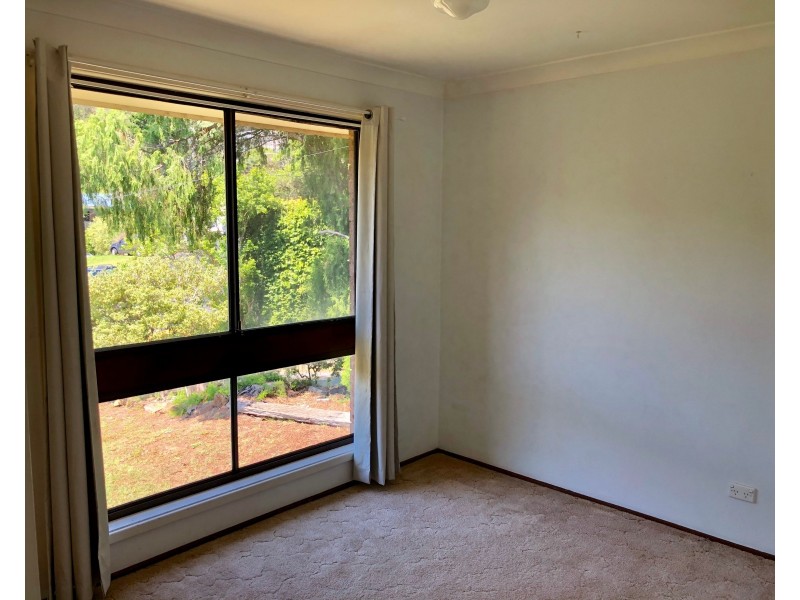 10 Northwind Avenue, Point Clare NSW 2250