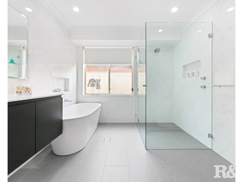 82 Neera Road, Umina Beach NSW 2257