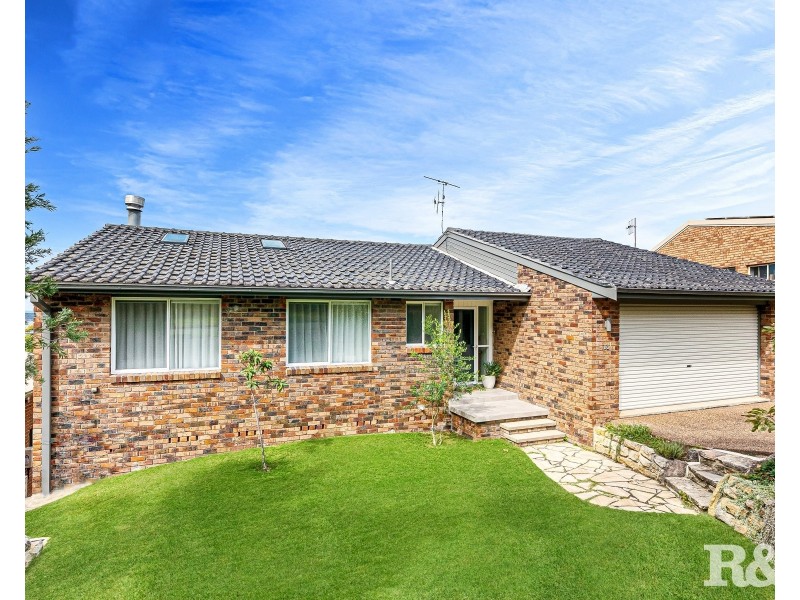 13 Castle Circuit, Umina Beach NSW 2257