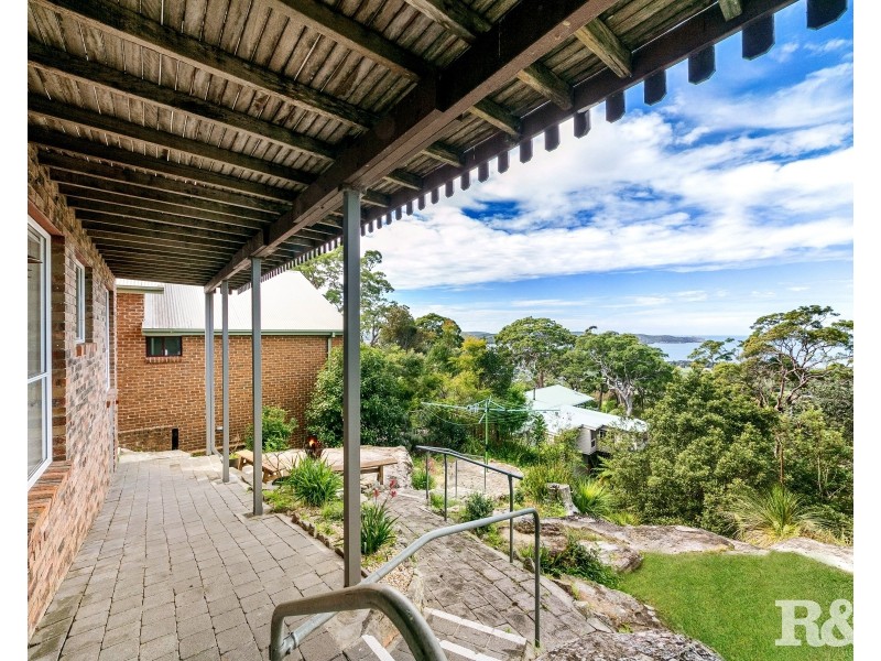 13 Castle Circuit, Umina Beach NSW 2257