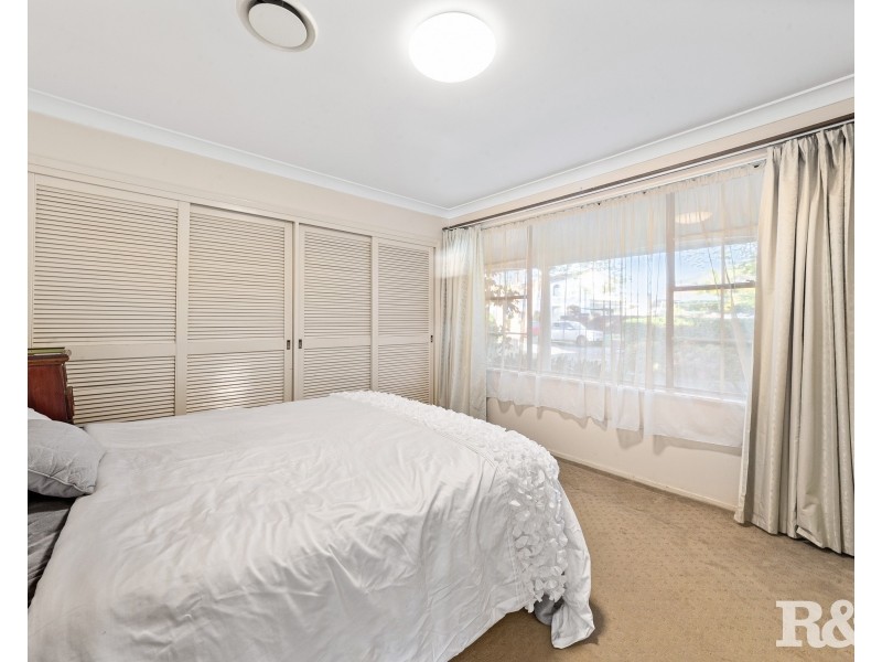 40 Matthews Parade, Point Clare NSW 2250