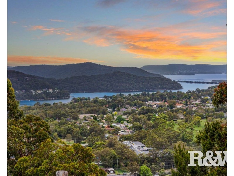 64 Kingsview Drive, Umina Beach NSW 2257