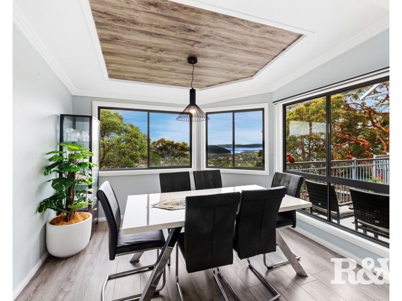 64 Kingsview Drive, Umina Beach NSW 2257