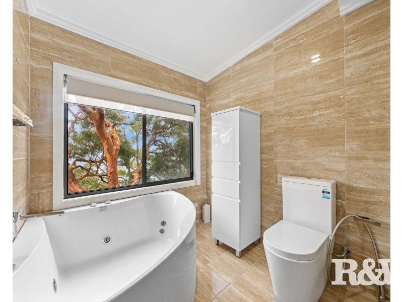 64 Kingsview Drive, Umina Beach NSW 2257