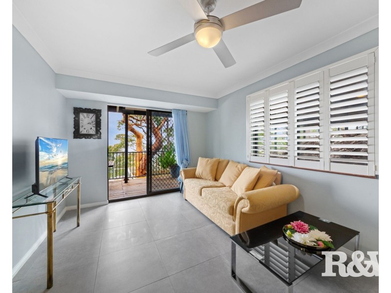 64 Kingsview Drive, Umina Beach NSW 2257