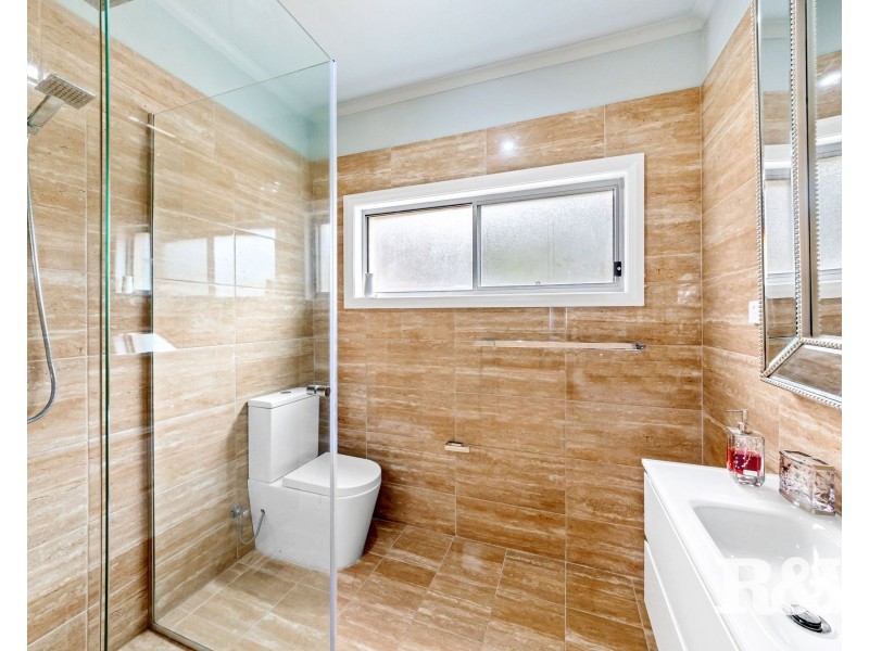 64 Kingsview Drive, Umina Beach NSW 2257