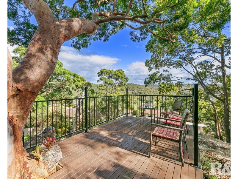 64 Kingsview Drive, Umina Beach NSW 2257