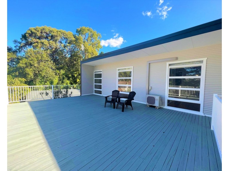 2A Scott Street, Point Clare NSW 2250