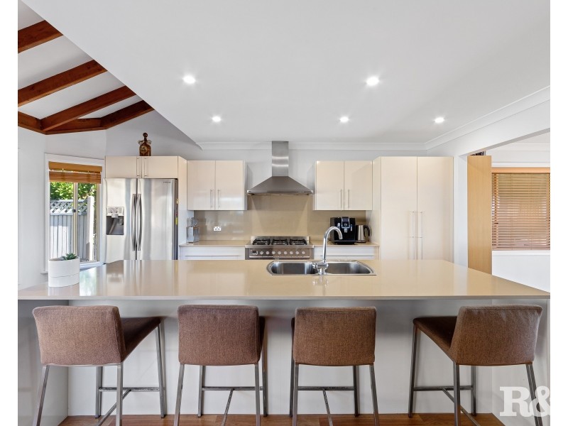 73 Kingsview Drive, Umina Beach NSW 2257