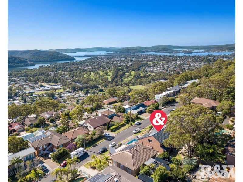 73 Kingsview Drive, Umina Beach NSW 2257