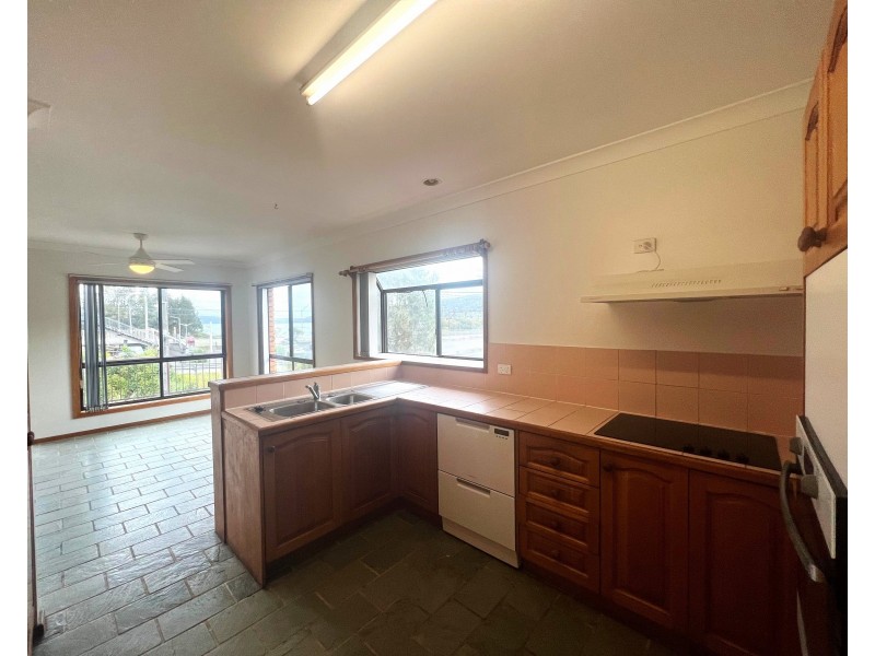 4 Kateena Avenue, Tascott NSW 2250