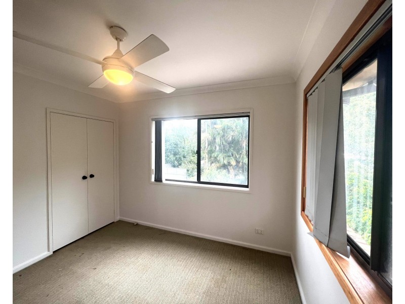 4 Kateena Avenue, Tascott NSW 2250