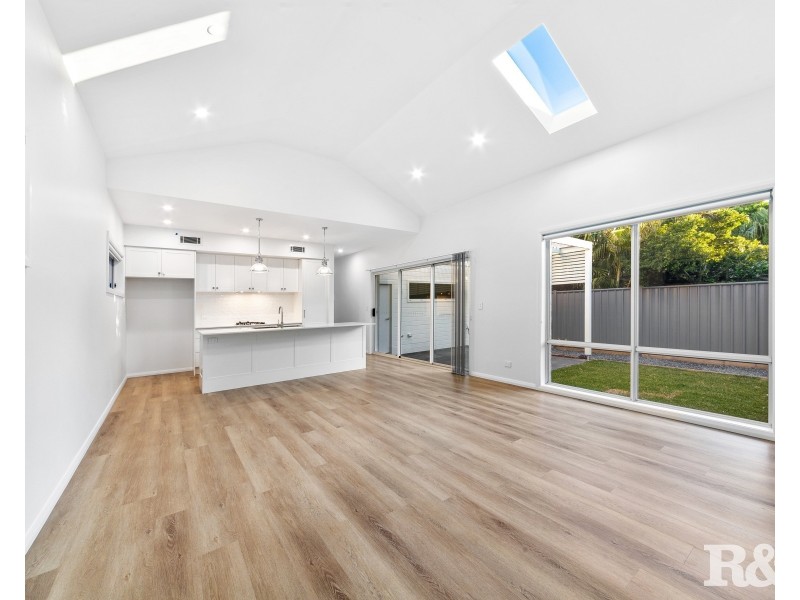 2/86 Karingi Street, Ettalong Beach NSW 2257