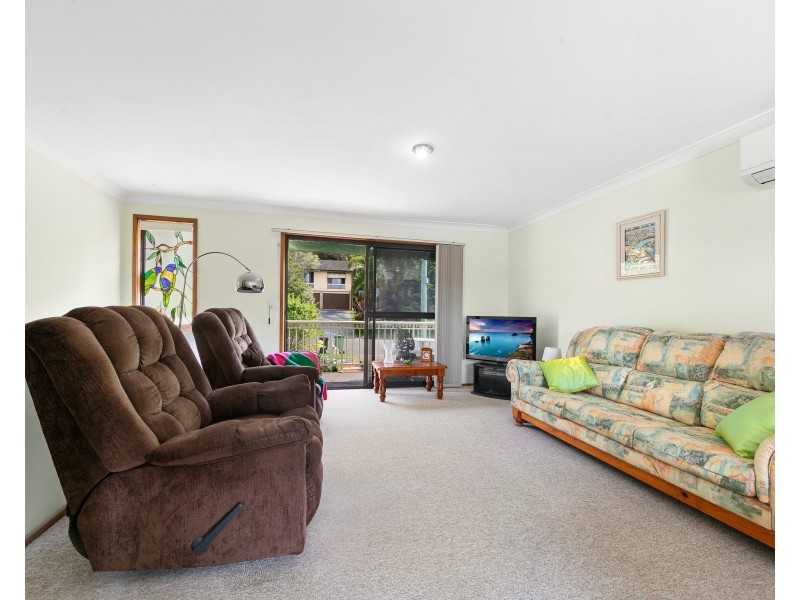 25 Shoalhaven Drive, Woy Woy NSW 2256