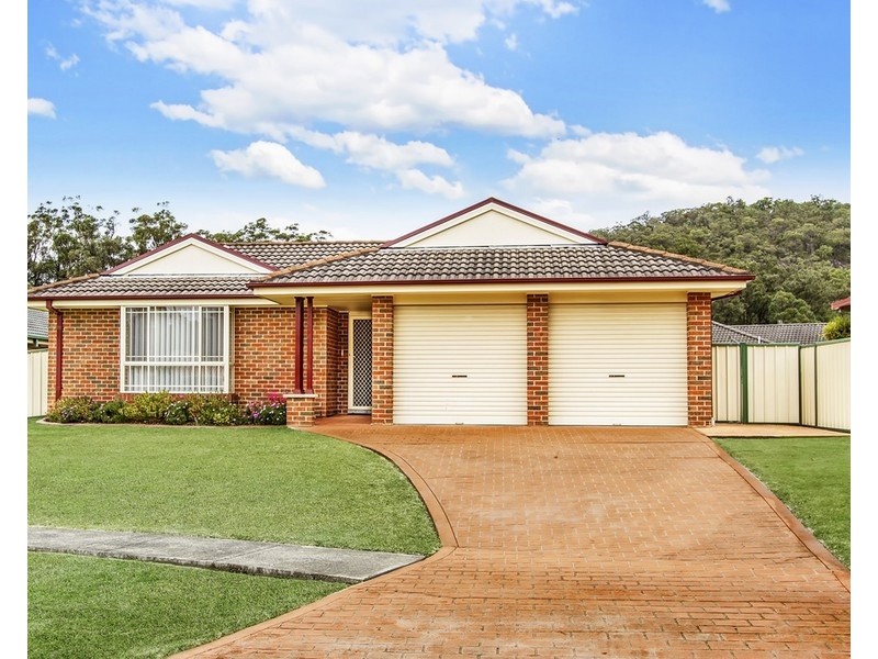 20 Manooka Road, Point Clare NSW 2250