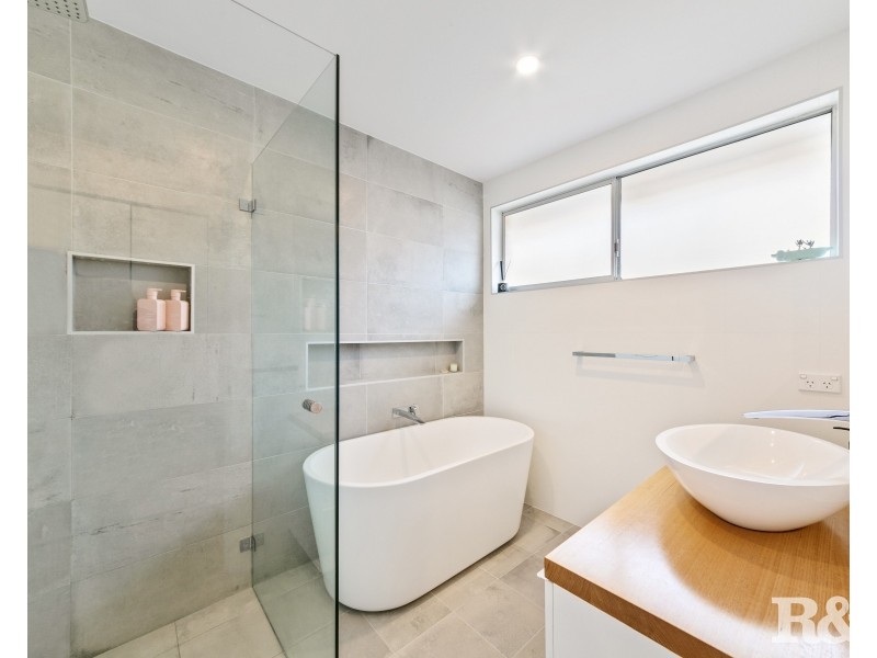 54 Gwendolen Avenue, Umina Beach NSW 2257