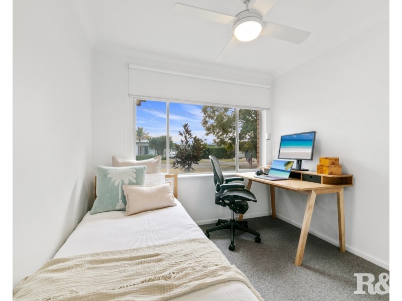 54 Gwendolen Avenue, Umina Beach NSW 2257