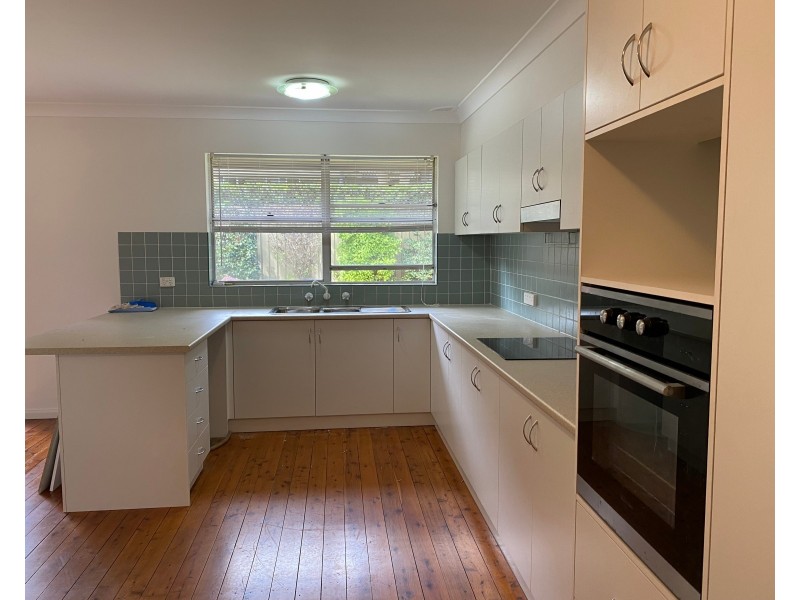 248 Avoca Drive, Green Point NSW 2251
