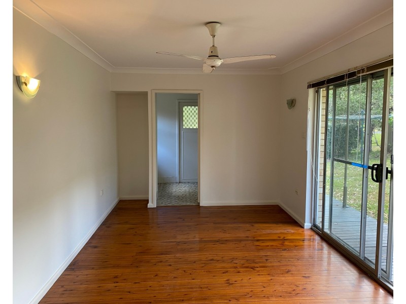 248 Avoca Drive, Green Point NSW 2251