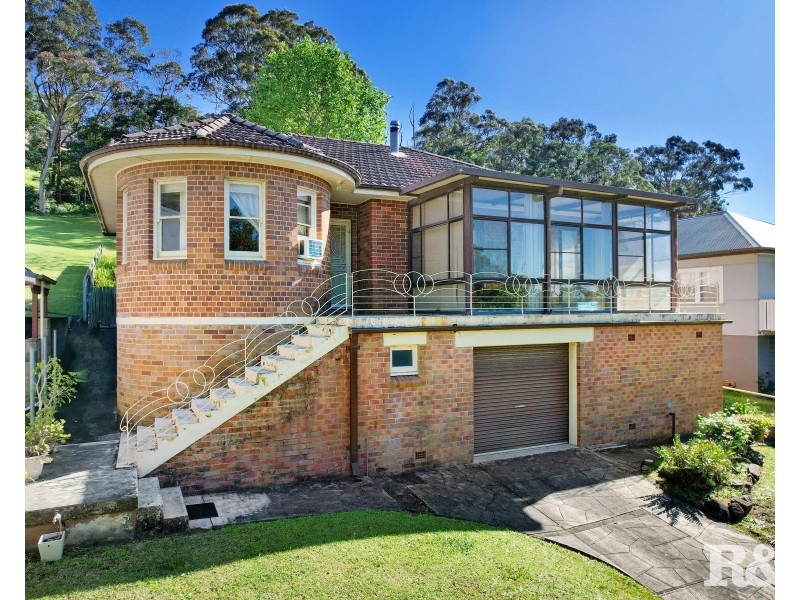 11 Scott Street, Point Clare NSW 2250