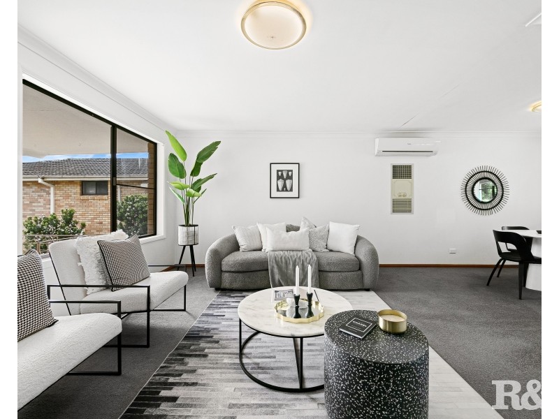 19 Matthews Parade, Point Clare NSW 2250