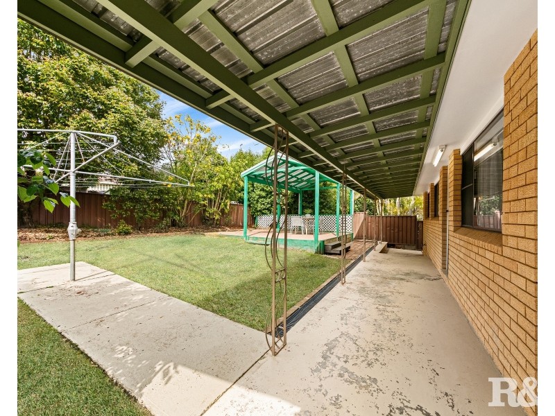 19 Matthews Parade, Point Clare NSW 2250