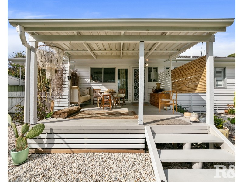 33 Karloo Road, Umina Beach NSW 2257