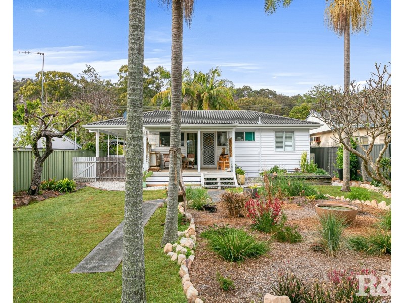 33 Karloo Road, Umina Beach NSW 2257