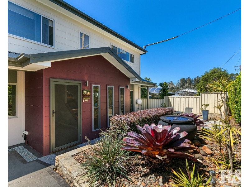 5 Welwyn Grove, Point Clare NSW 2250