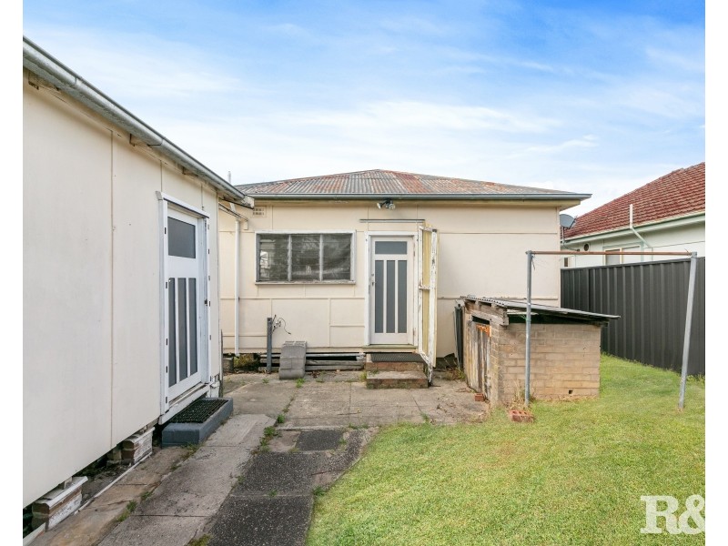 63 Beach Street, Ettalong Beach NSW 2257