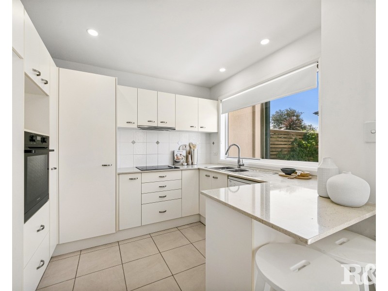 2/7-11 Rickard Road, Empire Bay NSW 2257