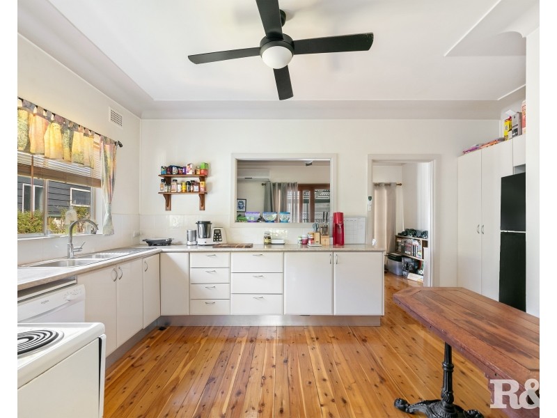 333 Ocean Beach Road, Umina Beach NSW 2257