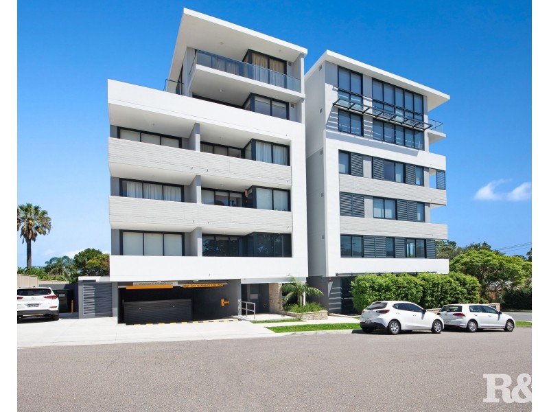 106/148A Albany Street, Point Frederick NSW 2250
